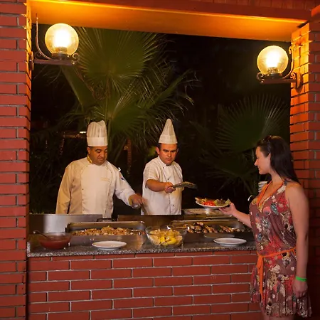 Incekum West ホテル 4*