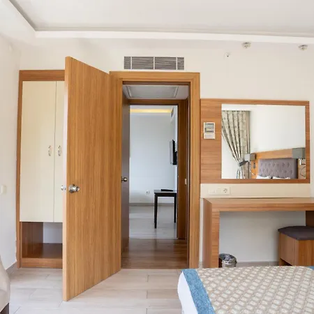 Incekum West Отель 4*